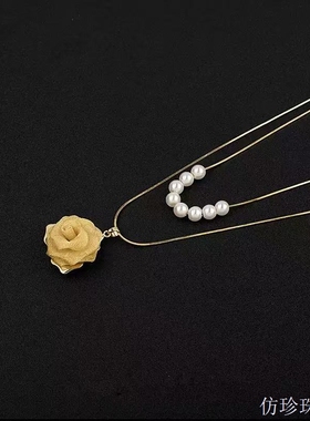 金色玫瑰2025流金岁月百搭金色玫瑰花项链轻奢时尚感锁骨链TG004