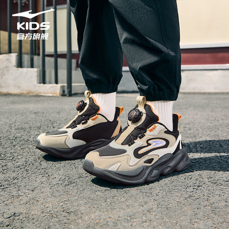 晨星|鸿星尔克童鞋男童秋冬革面防泼水儿童休闲老爹鞋旋钮运动鞋