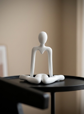 简约冥想瑜伽白色陶瓷达摩摆件