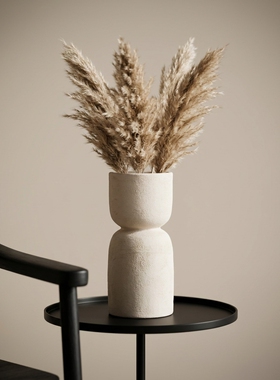 简约白色陶瓷几何花瓶摆件