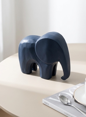 简约深蓝皮革大象桌面摆件