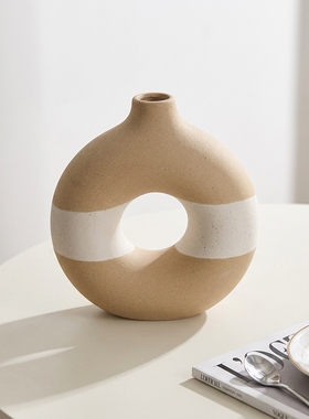 现代简约陶瓷圆环花瓶摆件