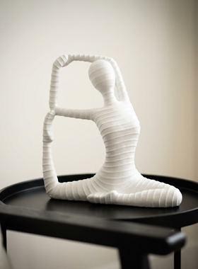 现代简约白色陶瓷瑜伽人物摆件