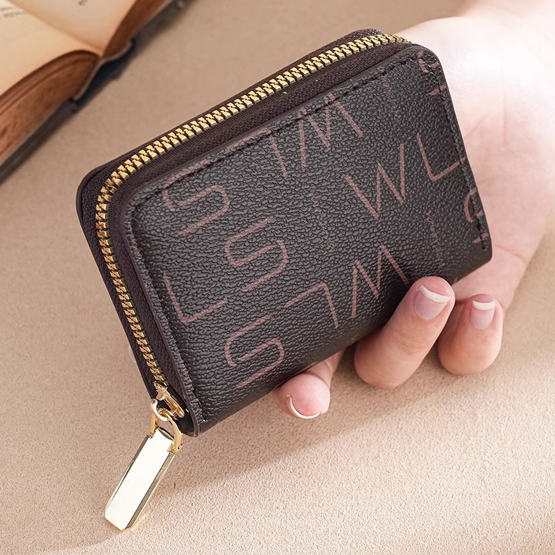 卡包女式精致时尚小巧多卡位大容量超薄证件位银行信用卡套防消磁