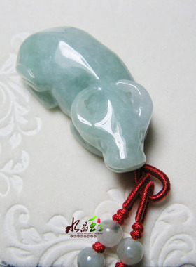 翡翠挂件属鼠吊坠牛六合饰品