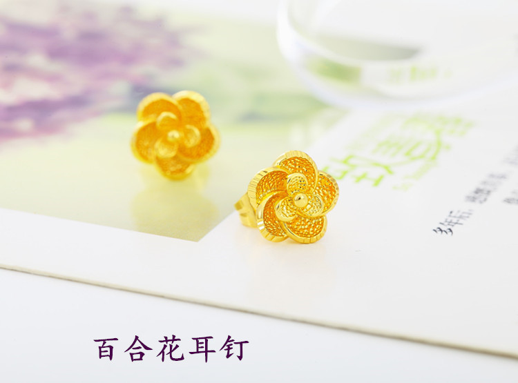 热卖包邮 女士黄金耳钉 足金耳饰 999 女款 耳坠 耳钉 黄金耳环 24K 热卖包邮 女士黄金耳钉 足金耳饰 999 女款 耳坠 耳钉 黄金耳环 24K