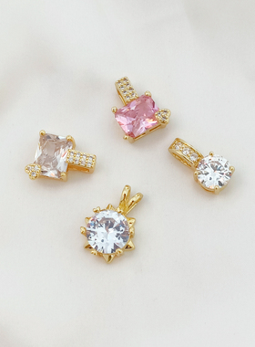 铜包金保色镶锆石方形圆形吊坠