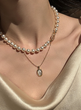 猪鼻子施家珍珠项链女配饰女锁骨链秋冬轻奢小众颈链毛衣链装饰品