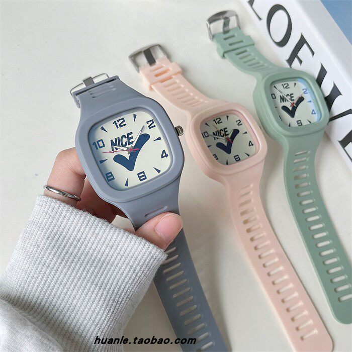 男女款学生ins黑白一对2022年手表 bindley国产腕表