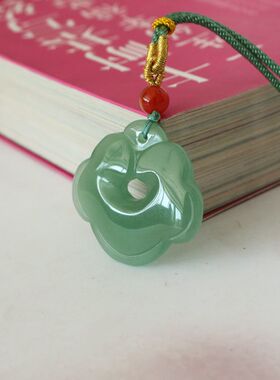 天然绿色东陵玉吊坠平安如意锁毛衣链民族风复古饰品妈妈链新款女