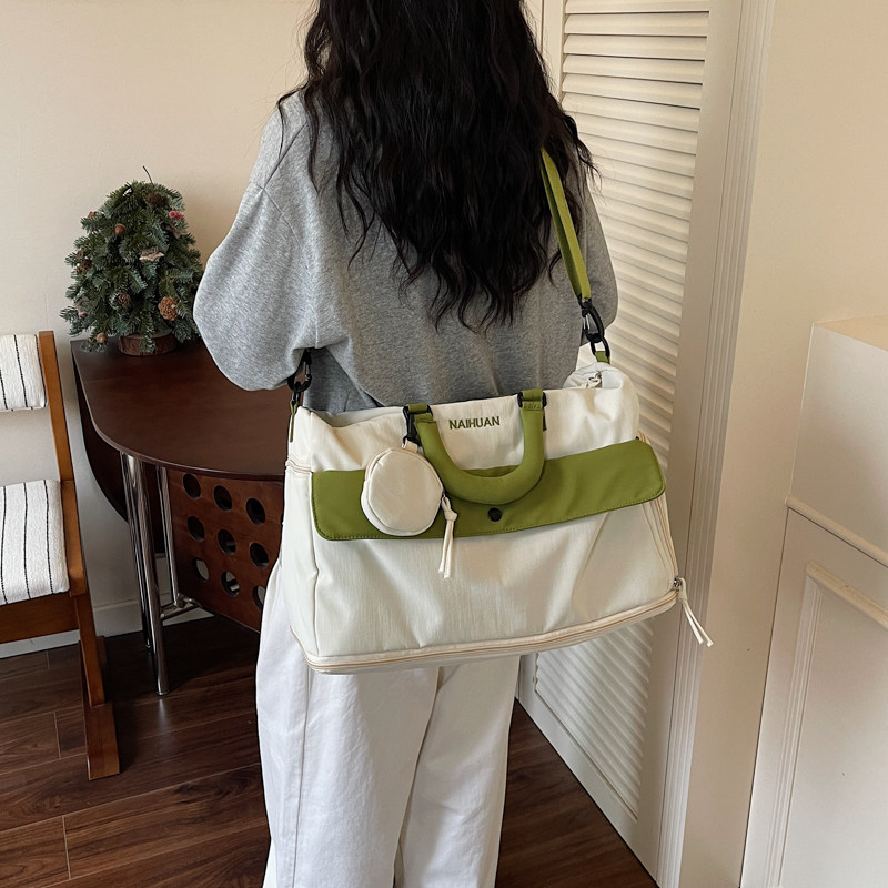 Travel bag for women, fashionable large-capacity short-distance travel storage luggage bag, expandable portable lightweight sports fitness bag