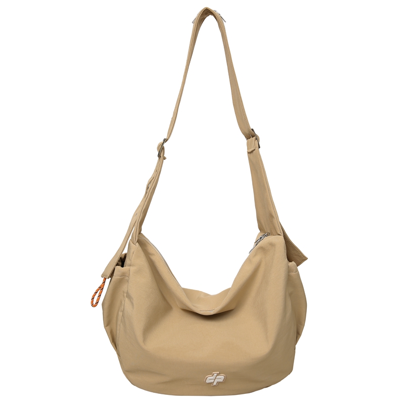 无性别旅行包女大容量尼龙布斜挎包休闲运动健身包超轻单肩背包男 - 图3