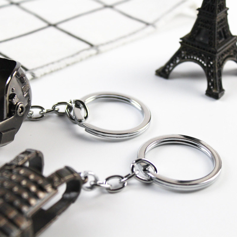 绝地求生钥匙链绝地求生大逃杀钥匙链吃鸡三级头盔包男钥匙扣挂件金属平底锅挂链