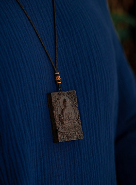 柬埔寨奇楠沉香雕刻药师佛吊坠