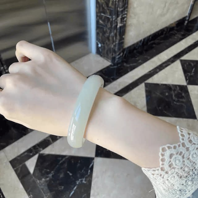 Flat Hetian Jade Bracelet Ice Seed Women's Style