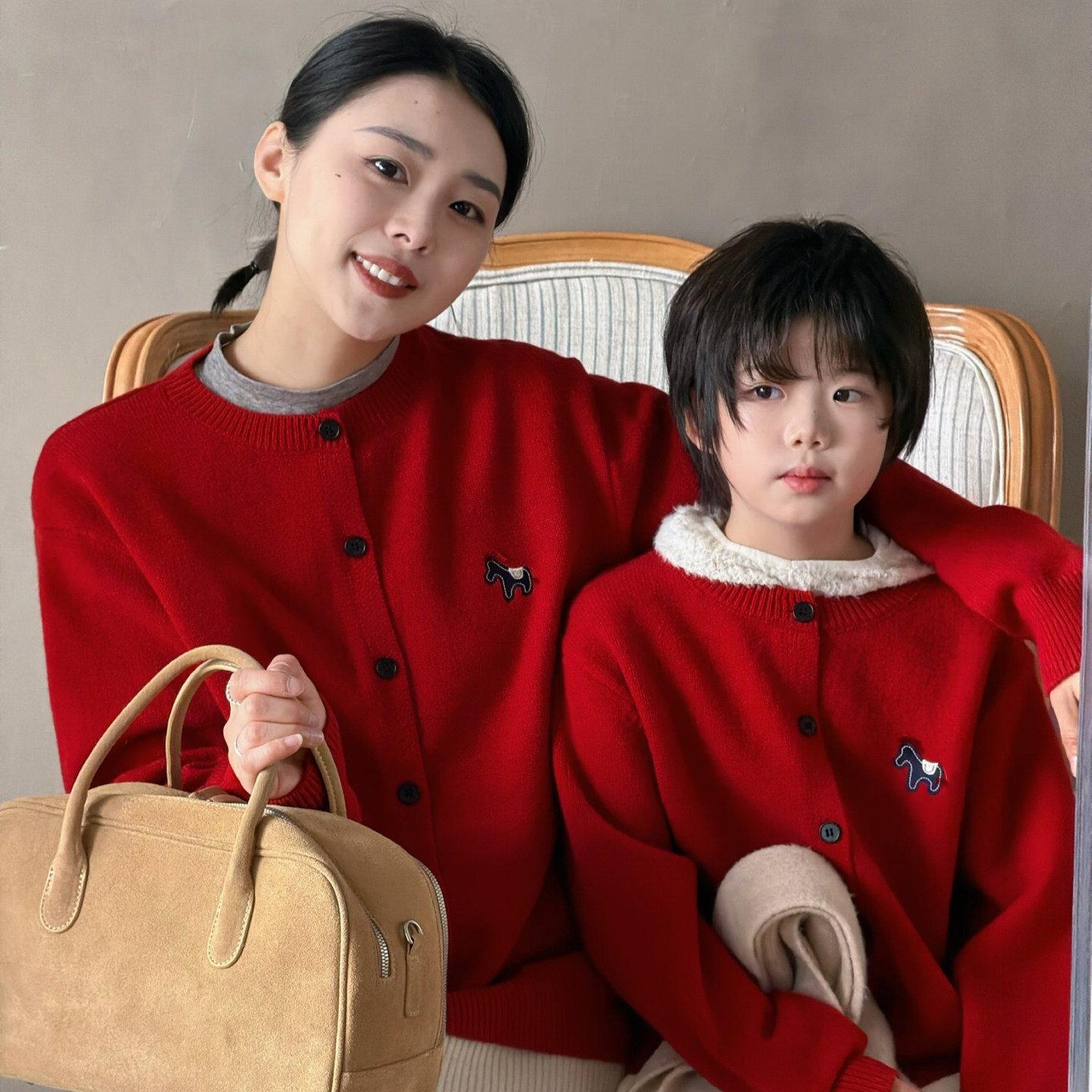 G+童装男女童红色毛衣外套2025冬季中大童新年款儿童针织衫529501,淘宝优惠券,粉丝福利购,淘宝优惠卷