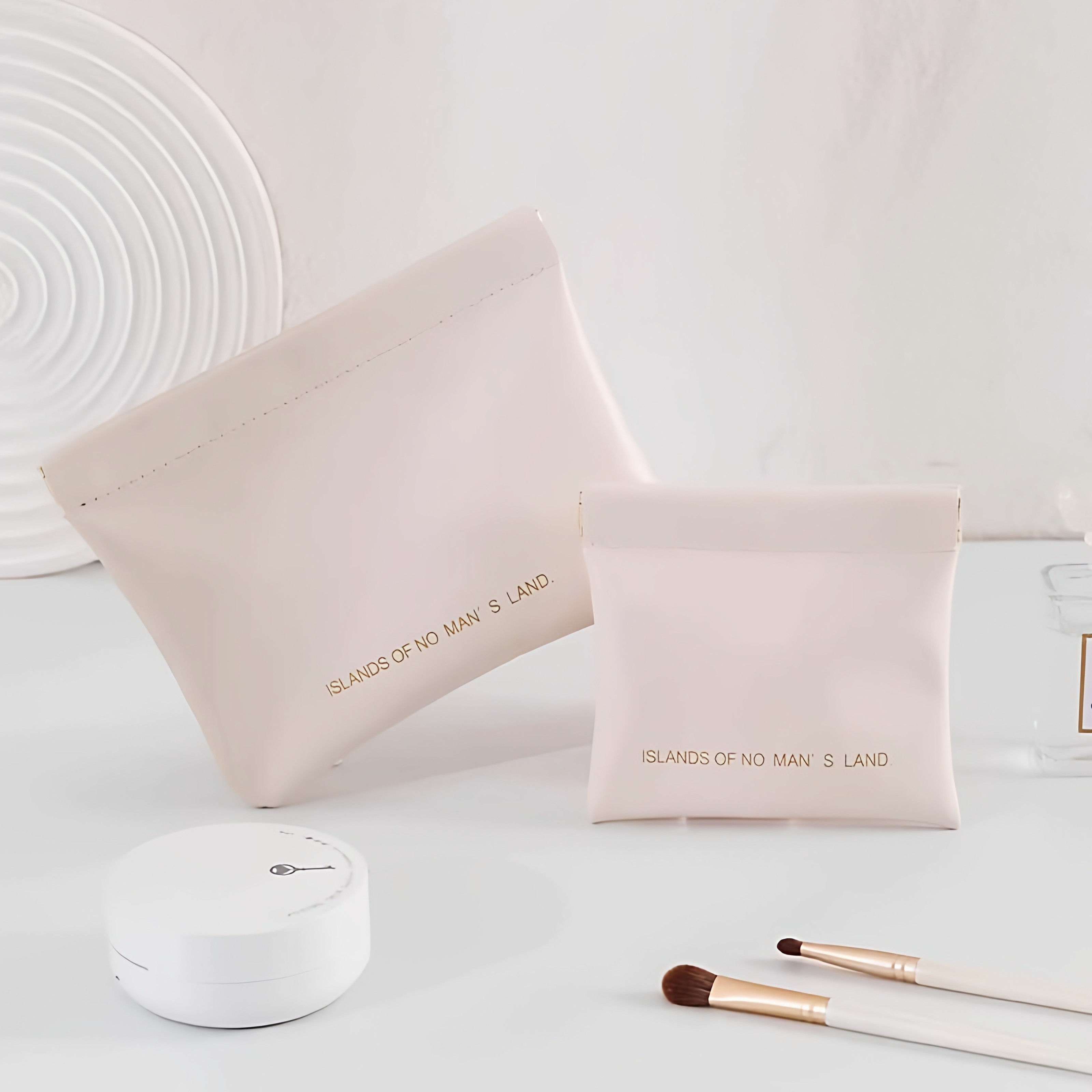 数据线收纳包自动闭合有线耳机随身袋电源充电器小迷你便携数码袋,淘宝优惠券,粉丝福利购,淘宝优惠卷