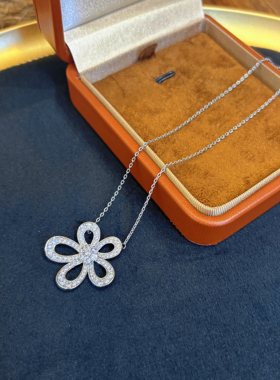 新款铜镀14k复古时尚满镶锆石花朵精致百搭项链