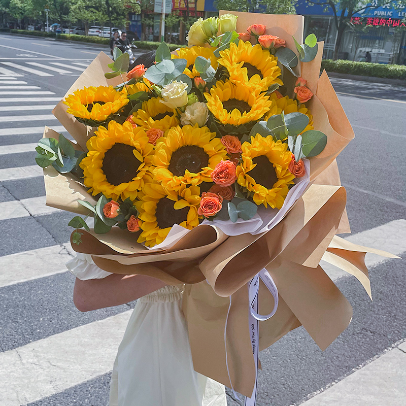 今日送达包邮鲜花同城速递香槟玫瑰生日毕业婚礼广州全国发货花束