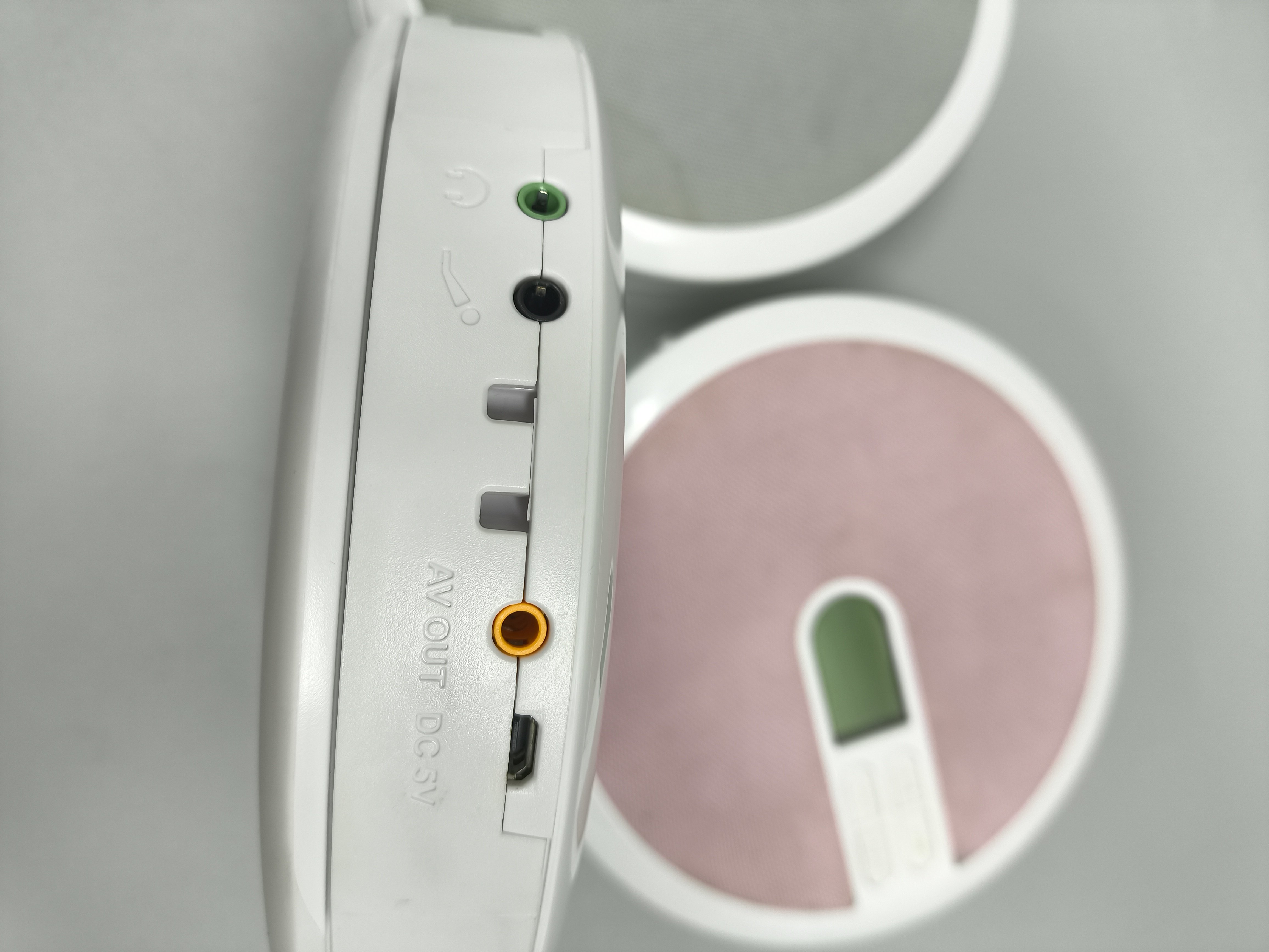 某霸王 便携式DVD播放机播放器 能用 款式颜色随机发,淘宝优惠券,粉丝福利购,淘宝优惠卷