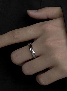 简约莫比乌斯环戒指男2022年新款潮高级感食指女情侣对戒小众设计