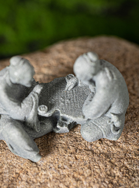 青砂石造景中式桌面下棋老头摆件