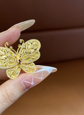 金包银点钻镂空花丝蝶舞秘境蝴蝶吊坠新款蝴蝶项链女时尚