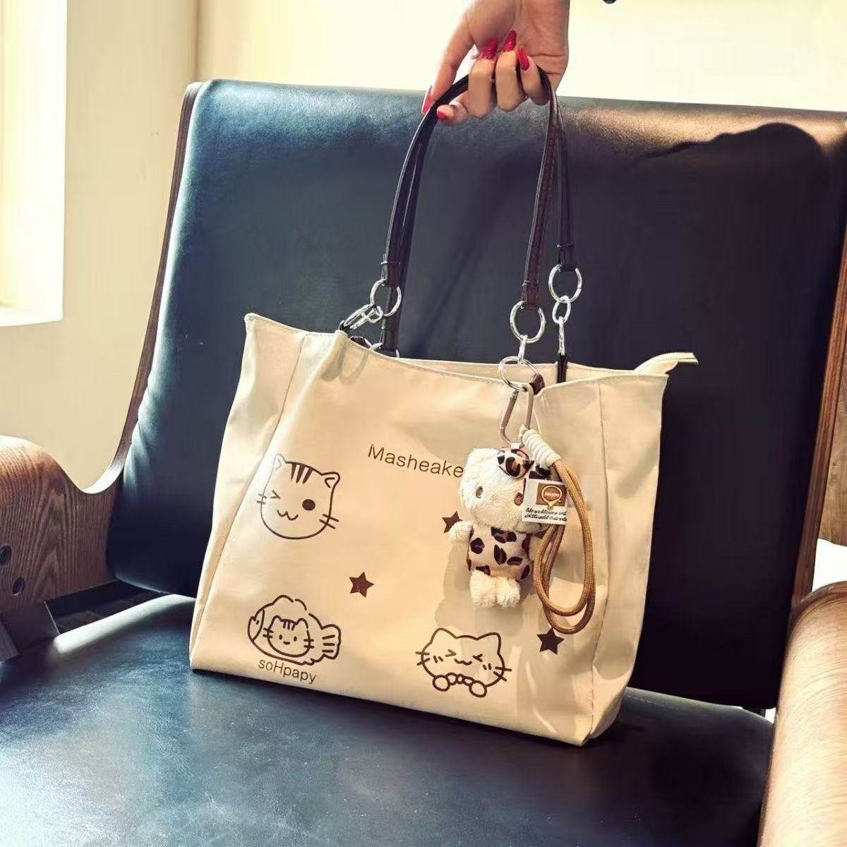 2025新款时尚休闲手拎包百搭通勤托特包大容量学生上课单肩腋下包,淘宝优惠券,粉丝福利购,淘宝优惠卷