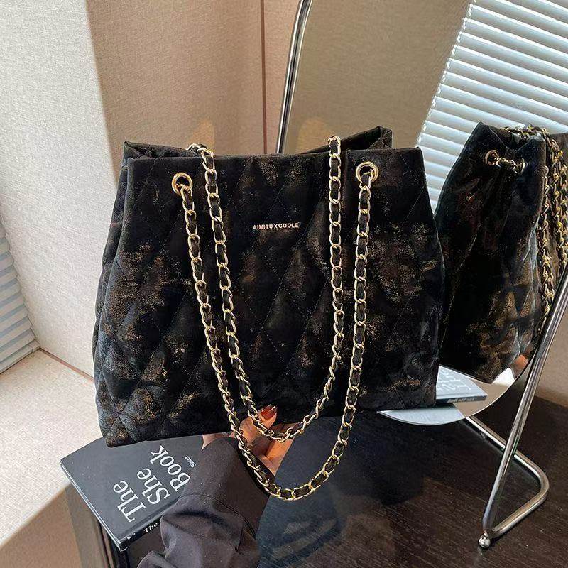 艾米兔女包2026新款时尚简约小众时尚洋气通勤休闲菱格单肩斜挎包,淘宝优惠券,粉丝福利购,淘宝优惠卷