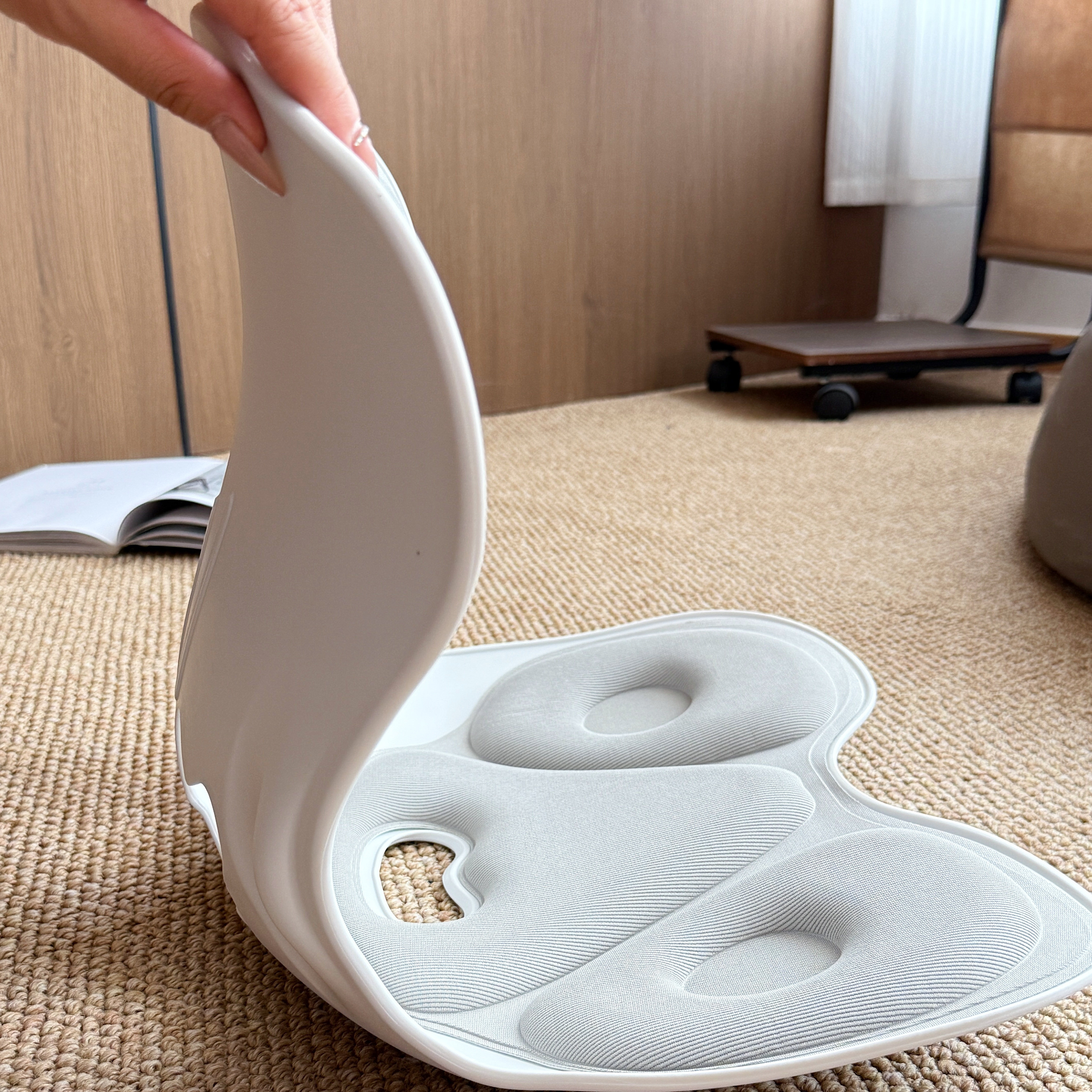 日本进口SASAYAMA护腰坐垫背部支撑矫正坐姿神器久坐神器坐姿椅子