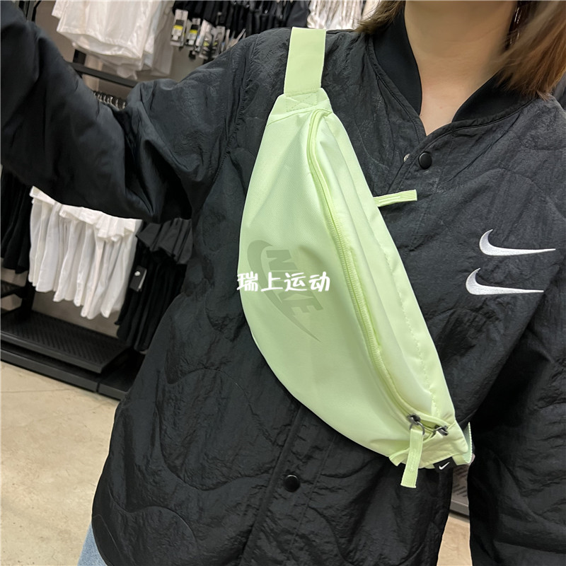 NIKE耐克 运动包斜挎包荧光绿胸包挎包单肩包 BA5750/CK0981-701 - 图2