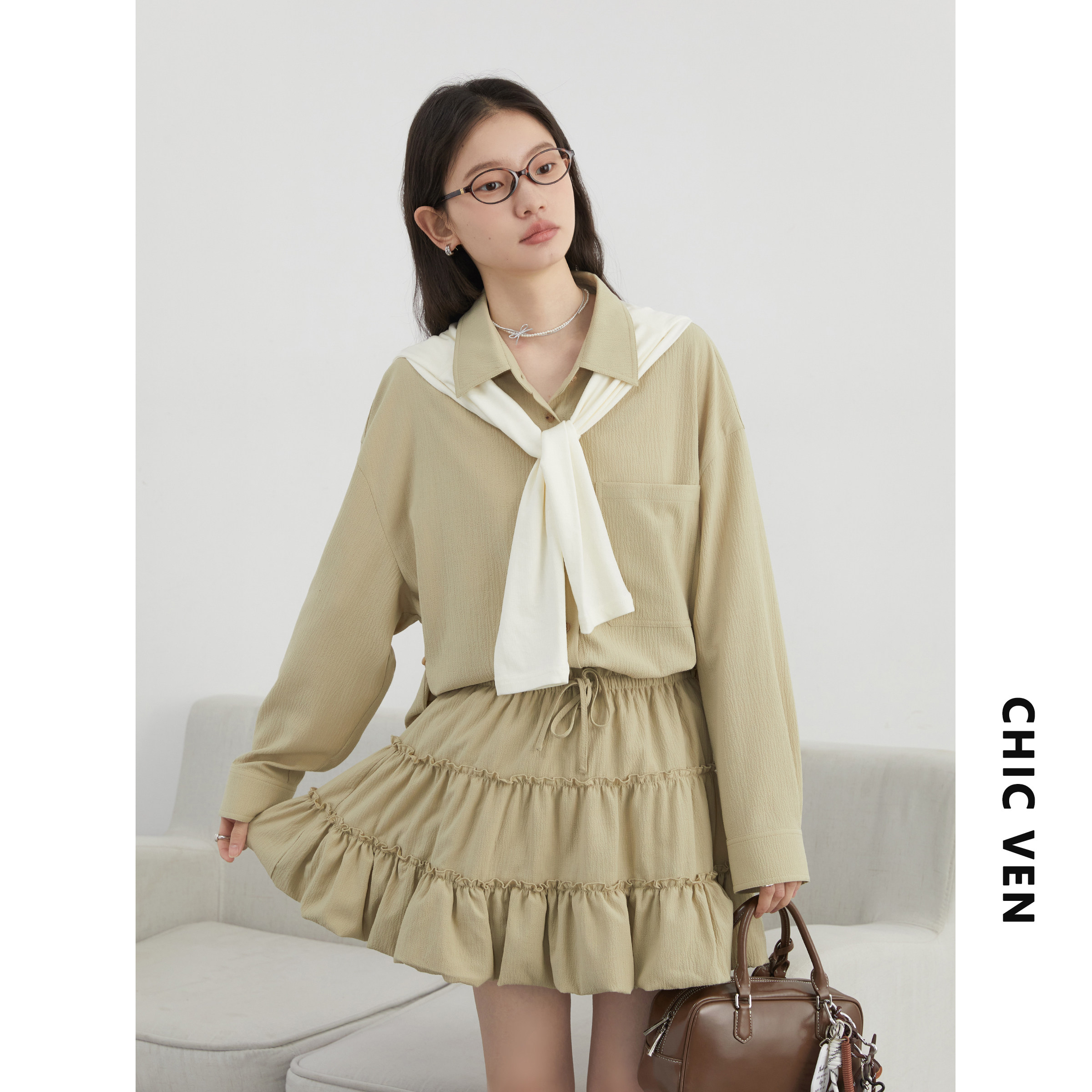 CV大码女装秋季新款肌理感翻领衬衫松紧腰半身蛋糕裙套装女胖妹MM,淘宝优惠券,粉丝福利购,淘宝优惠卷