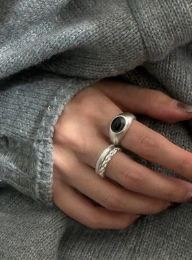 包邮甜酷百搭双层麻花戒指女黑色椭圆时尚轻奢开口指环网红个性食