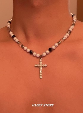 反光珍珠拼接十字架小众设计锁骨链钛钢项链男欧美嘻哈风女毛衣链