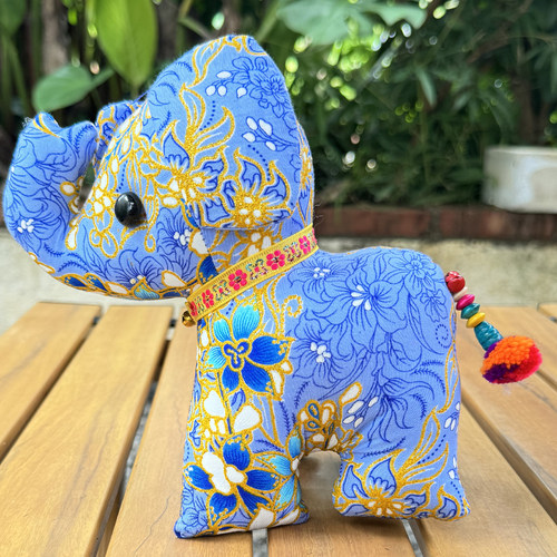 泰国手工布艺中号公仔吉祥小象装饰摆件儿童大象特色创意玩具 - 图3