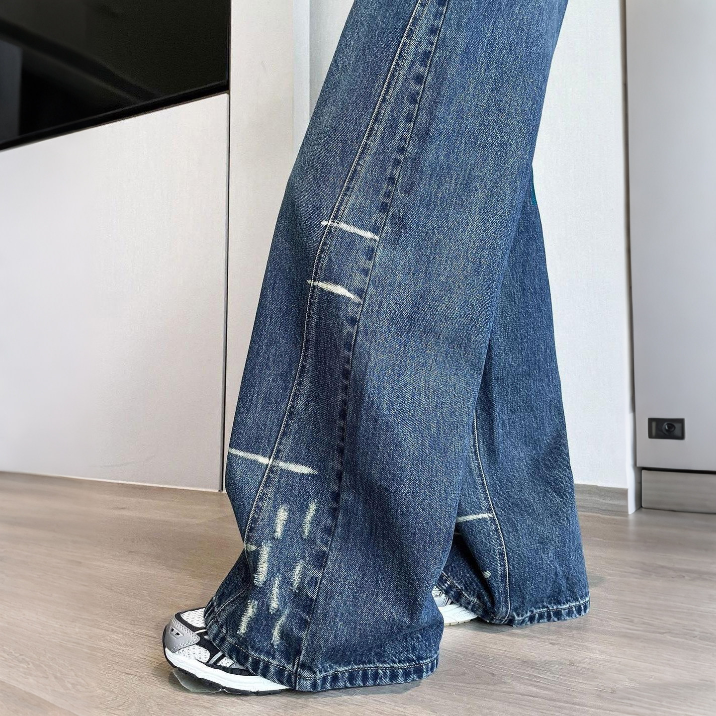 特大码女装胖mm复古磨破设计感阔腿牛仔裤女高腰显瘦加绒直筒裤,淘宝优惠券,粉丝福利购,淘宝优惠卷