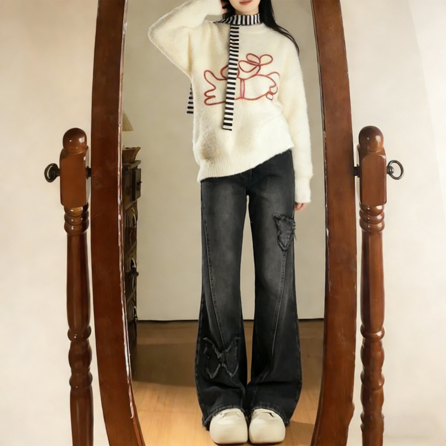 大码女装胖mm高腰百搭阔腿牛仔裤女刺绣蝴蝶显瘦显腿长微喇长裤潮,淘宝优惠券,粉丝福利购,淘宝优惠卷