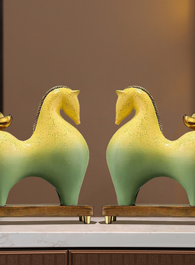 创意陶瓷马上有钱马开业装饰摆件