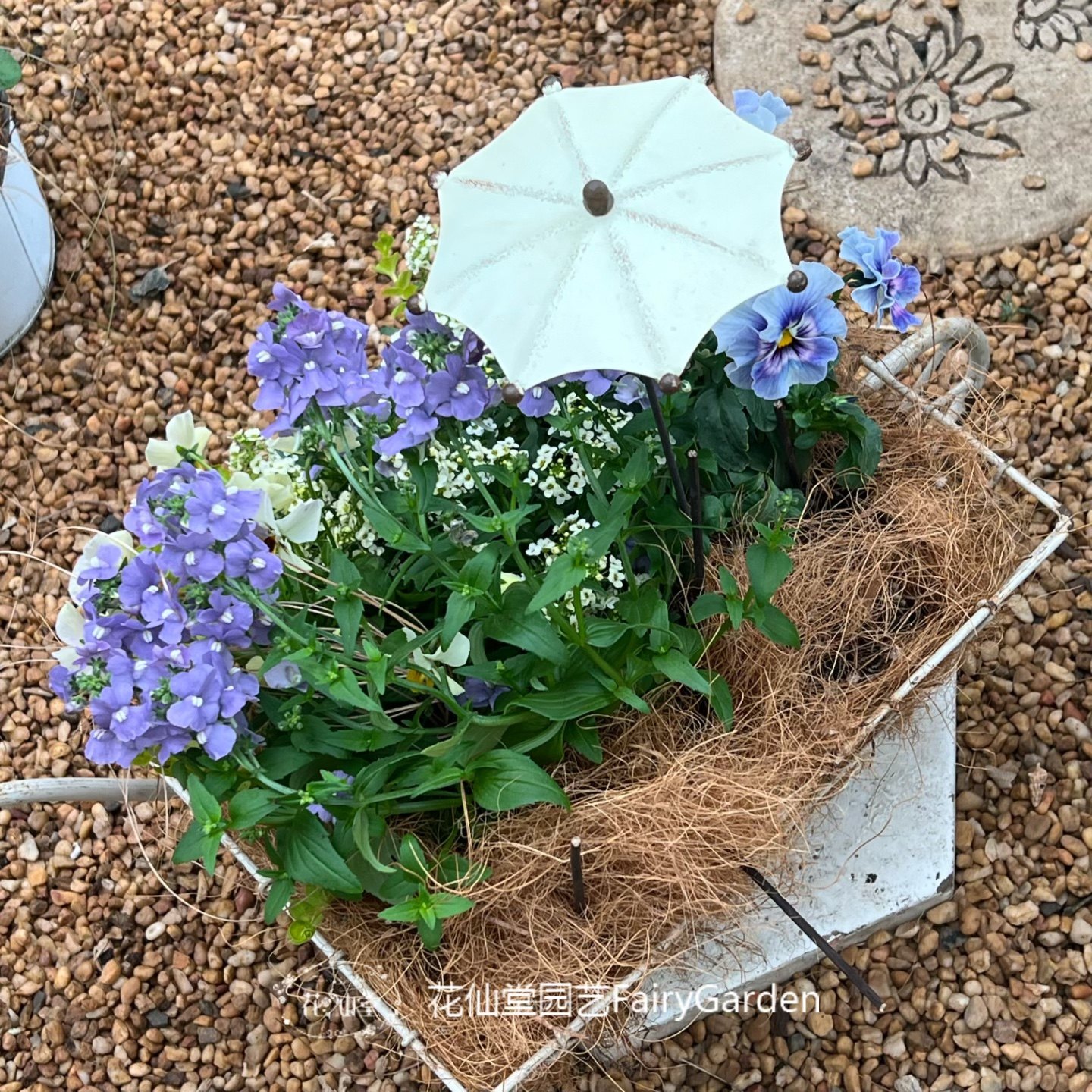 复古做旧铁艺小雨伞花插花园阳台花盆装饰品摆件园艺杂货花仙堂,淘宝优惠券,粉丝福利购,淘宝优惠卷