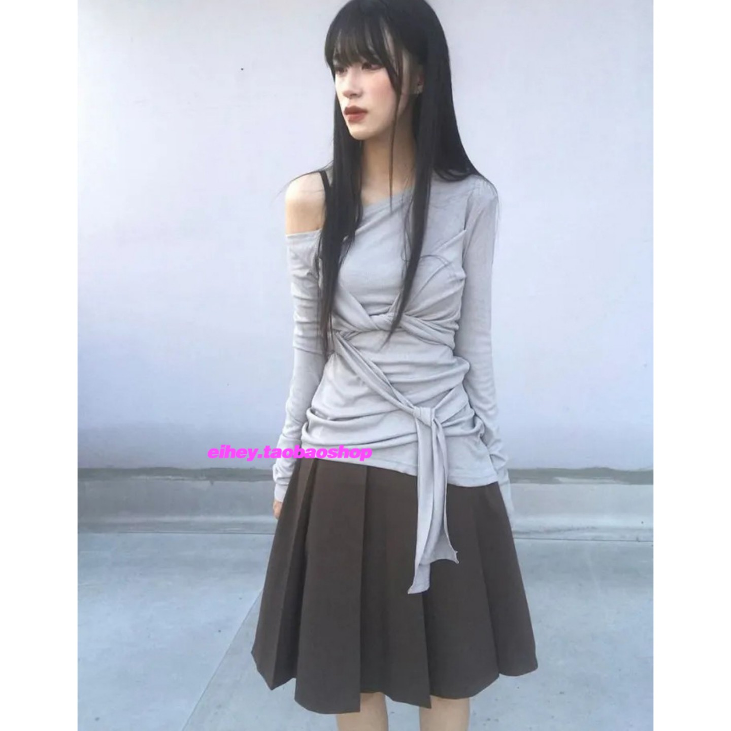 eihey诶嘿蝴蝶结绑带扭结设计感斜肩纯欲风修身辣妹露肩长袖T恤女 - 图0