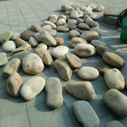 天然鹅卵石超大园艺装饰河石鱼缸庭院造景大石头原石池塘小软石子 - 图1