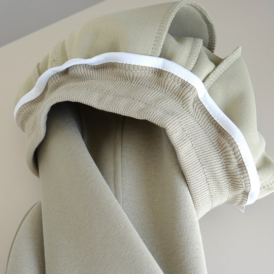 儿童秋款运动裤 男童女童收腿裤恐龙刺绣运动裤 休闲棉质长裤子