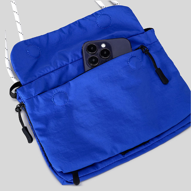 ກະເປົ໋າ crossbody ບ່າໜຶ່ງຂອງປະທານທີ່ພິມໂລໂກ້