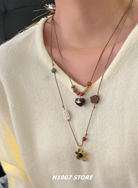 新款复古小花串珠男项链女嘻哈风小众设计感锁骨链秋冬毛衣链配饰