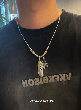 羽毛枫叶吊坠长款项链男款小众设计高级感毛衣链女锁骨链配饰新款