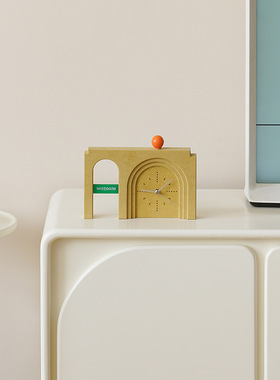 颜控一眼心动创意时钟摆件