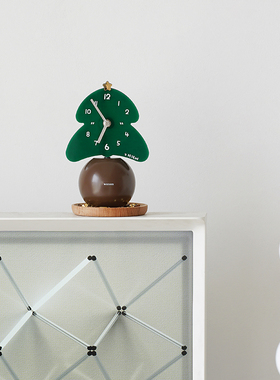 简约时尚创意时钟摆件