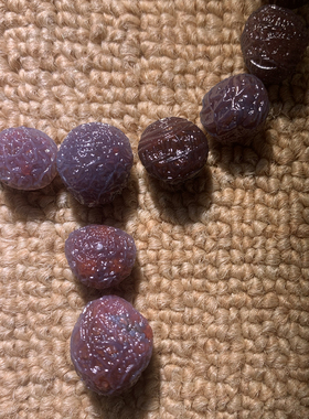 高品俏色毛线团，对孔尺寸1.0左右，色独特，纹理清晰