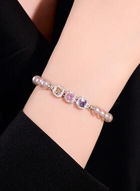 合金亚克力手链 气质多巴胺方糖珍珠高级感小众精致手链慵懒洋气