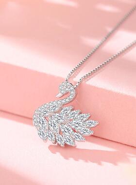 精致白天鹅爆闪项链轻奢大气锁骨链气质时尚高级感